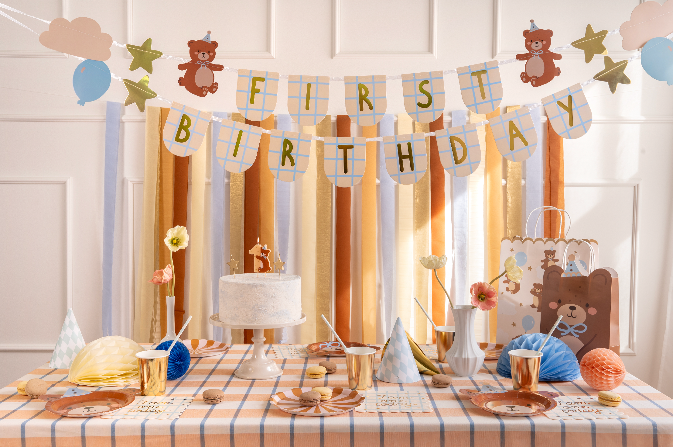 first birthday beertjes slinger feest decoratie verjaardag deco